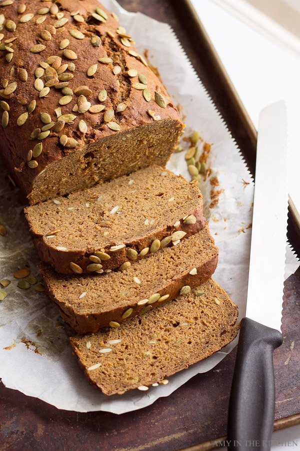 Vegan Pumpkin Bread | Oil Free! AmyintheKitchen.com